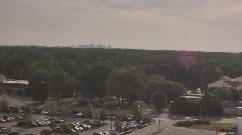Weather camera view of Chippenham Hospital.