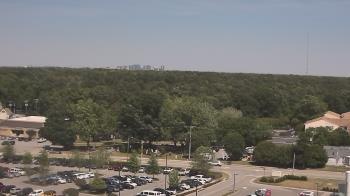 Weather camera view of Chippenham Hospital.