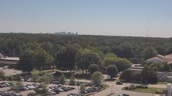 Weather camera view of Chippenham Hospital.