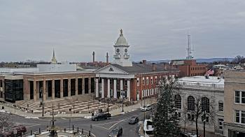 Weather camera view of Franklin County 11-30 Visitors Center.