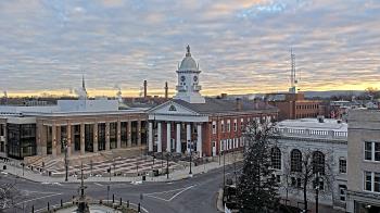 Weather camera view of Franklin County 11-30 Visitors Center.