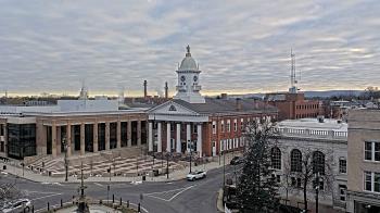 Weather camera view of Franklin County 11-30 Visitors Center.