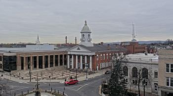 Weather camera view of Franklin County 11-30 Visitors Center.