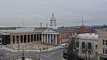 Weather camera view of Franklin County 11-30 Visitors Center.