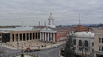 Weather camera view of Franklin County 11-30 Visitors Center.