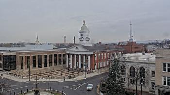 Weather camera view of Franklin County 11-30 Visitors Center.