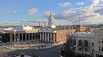 Weather camera view of Franklin County 11-30 Visitors Center.
