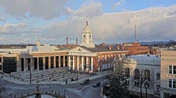 Weather camera view of Franklin County 11-30 Visitors Center.