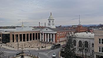Weather camera view of Franklin County 11-30 Visitors Center.