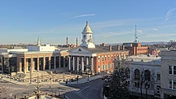 Weather camera view of Franklin County 11-30 Visitors Center.
