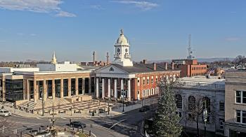 Weather camera view of Franklin County 11-30 Visitors Center.