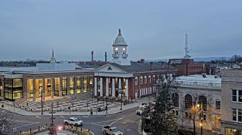 Weather camera view of Franklin County 11-30 Visitors Center.