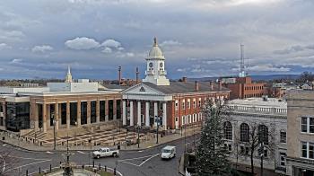 Weather camera view of Franklin County 11-30 Visitors Center.
