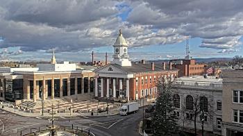 Weather camera view of Franklin County 11-30 Visitors Center.