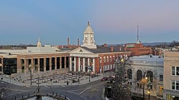 Weather camera view of Franklin County 11-30 Visitors Center.