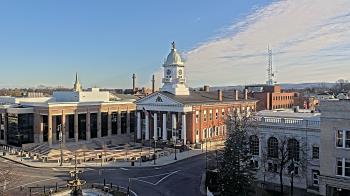 Weather camera view of Franklin County 11-30 Visitors Center.
