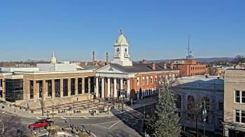 Weather camera view of Franklin County 11-30 Visitors Center.
