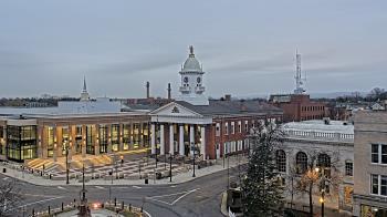 Weather camera view of Franklin County 11-30 Visitors Center.