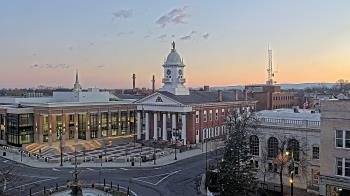 Weather camera view of Franklin County 11-30 Visitors Center.