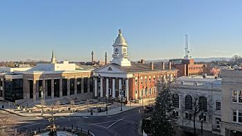 Weather camera view of Franklin County 11-30 Visitors Center.
