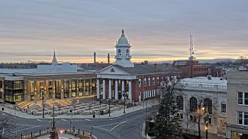 Weather camera view of Franklin County 11-30 Visitors Center.