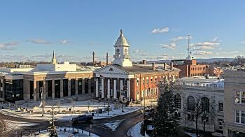 Weather camera view of Franklin County 11-30 Visitors Center.