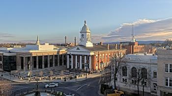 Weather camera view of Franklin County 11-30 Visitors Center.