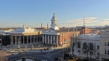 Weather camera view of Franklin County 11-30 Visitors Center.