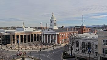 Weather camera view of Franklin County 11-30 Visitors Center.