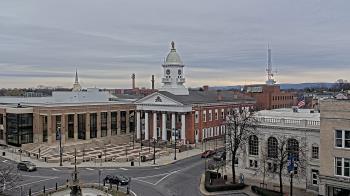 Weather camera view of Franklin County 11-30 Visitors Center.