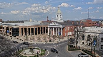 Weather camera view of Franklin County 11-30 Visitors Center.