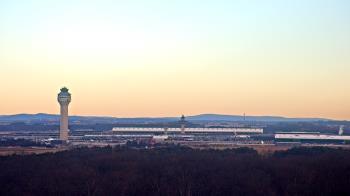 Weather camera view of Steven F. Udvar-Hazy Center.