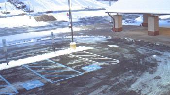 Weather camera view of West Vincent ES.