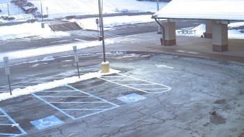 Weather camera view of West Vincent ES.