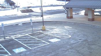 Weather camera view of West Vincent ES.