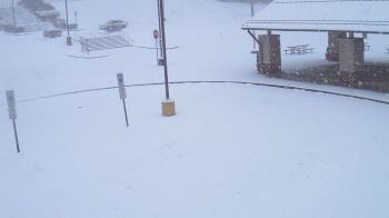 Weather camera view of West Vincent ES.