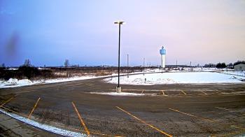 Weather camera view of Calcium Primary School.