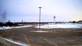 Weather camera view of Calcium Primary School.