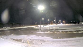 Weather camera view of Calcium Primary School.