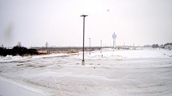 Weather camera view of Calcium Primary School.