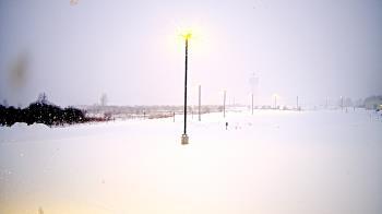 Weather camera view of Calcium Primary School.