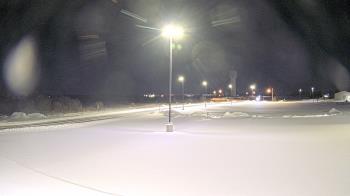 Weather camera view of Calcium Primary School.