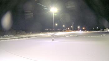 Weather camera view of Calcium Primary School.