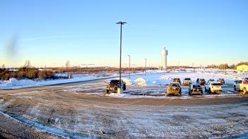 Weather camera view of Calcium Primary School.