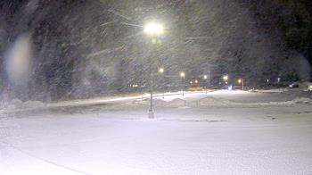 Weather camera view of Calcium Primary School.