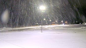 Weather camera view of Calcium Primary School.