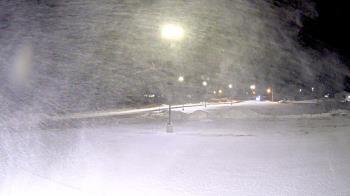 Weather camera view of Calcium Primary School.