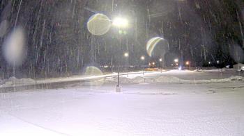 Weather camera view of Calcium Primary School.