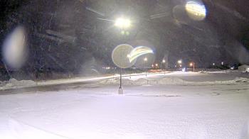 Weather camera view of Calcium Primary School.