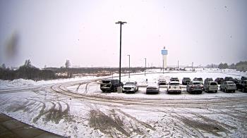 Weather camera view of Calcium Primary School.